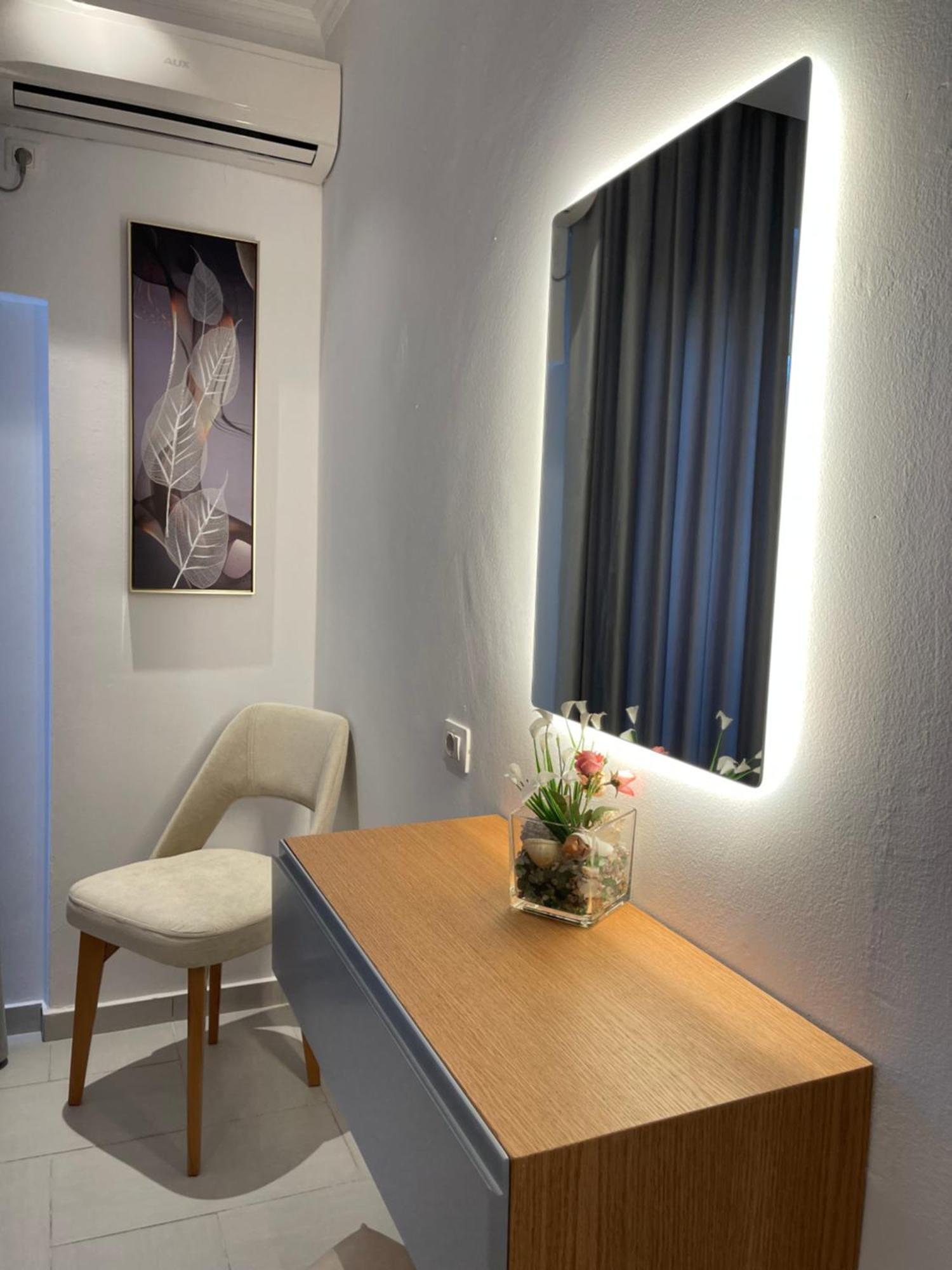 George Apartments Himarë Eksteriør billede